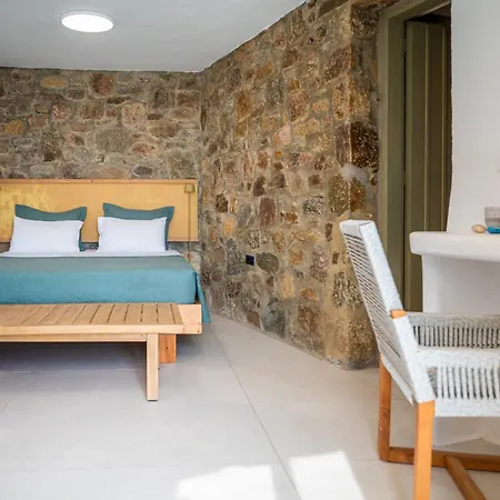 Citadel Natural Stone * Plintri