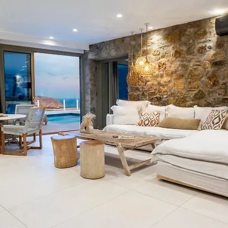 Citadel Natural Stone Villa *