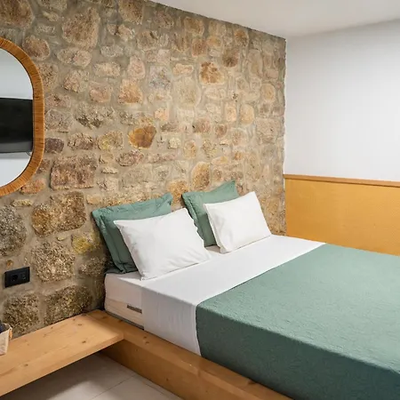 Citadel Natural Stone Villa *