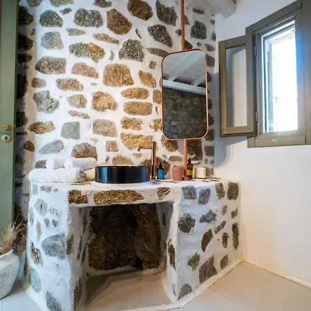 Citadel Natural Stone וילה *