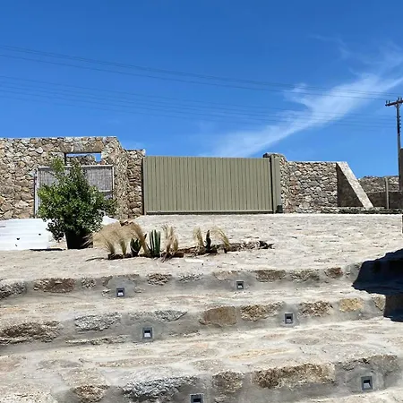 Citadel Natural Stone Vila *